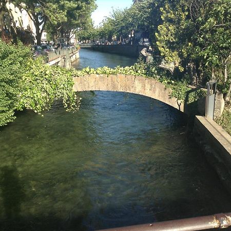 Les Lauriers Lägenhet LʼIsle-sur-la-Sorgue Exteriör bild